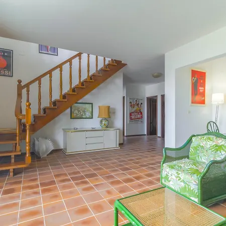 Sea & Garden Villa